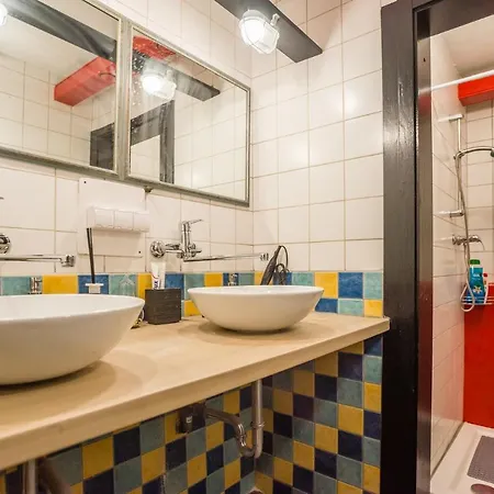 شقة Apartma N'poznam ليوبليانا