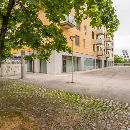 Apartma N'poznam * Ljubljana